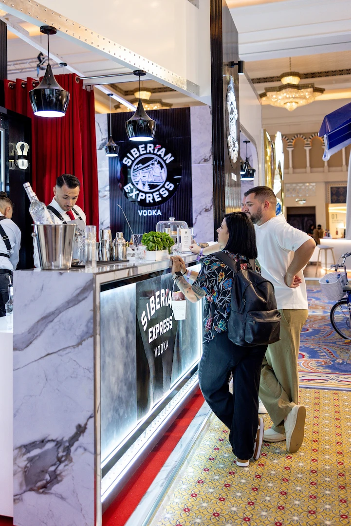 SIBERIAN EXPRESS VODKA AT GULF BARSHOW IN DUBAI!